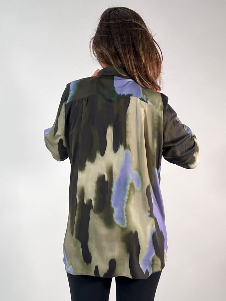 Bluse mit Hemdkragen im Vielfarbenprint