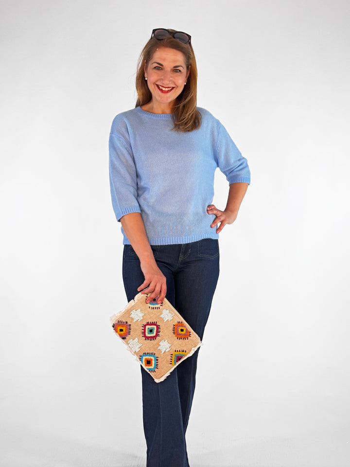 Clutch Eda mit dekorativen Details
