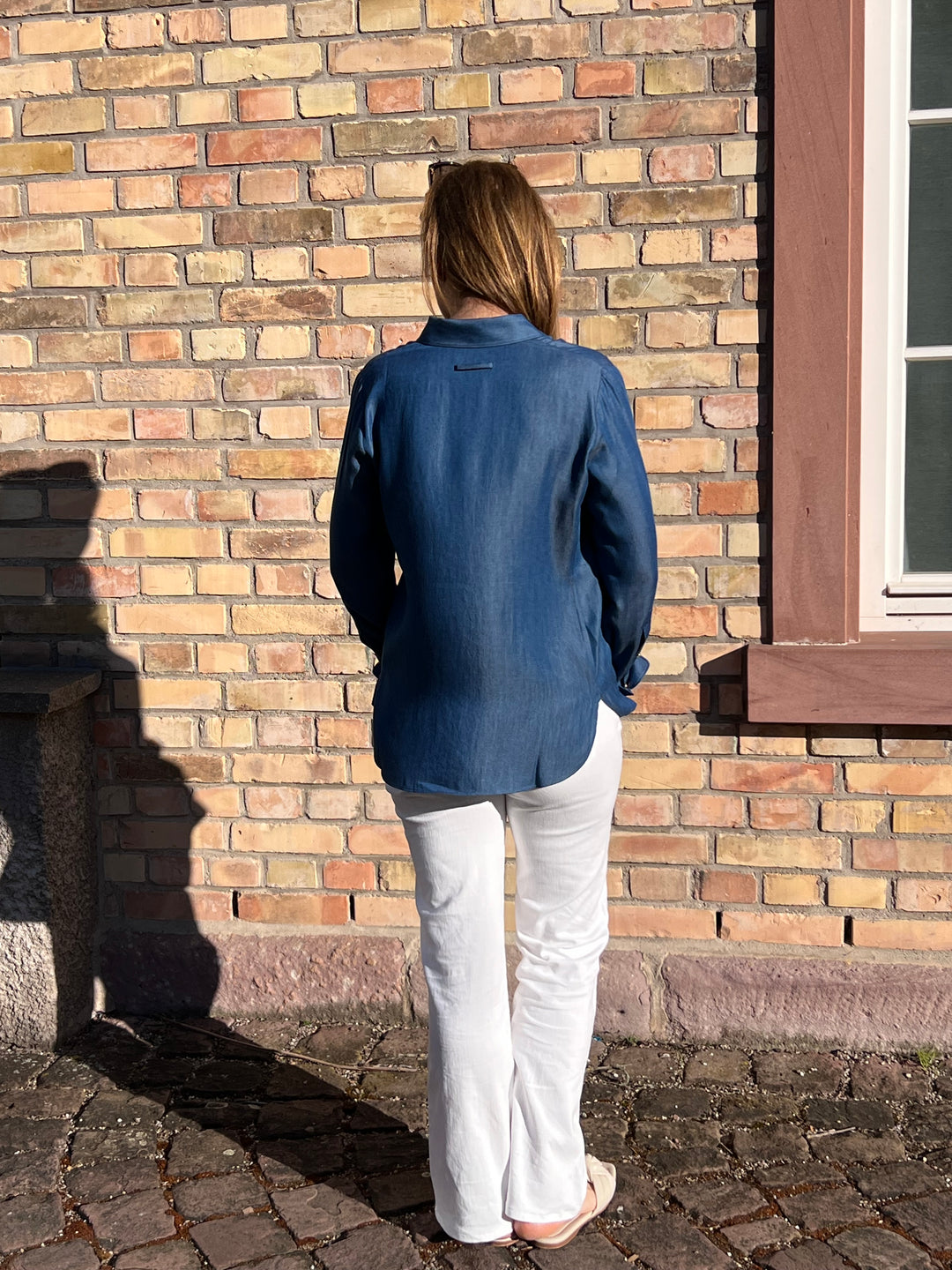 Denim-Bluse mit besticktem Brillen Style