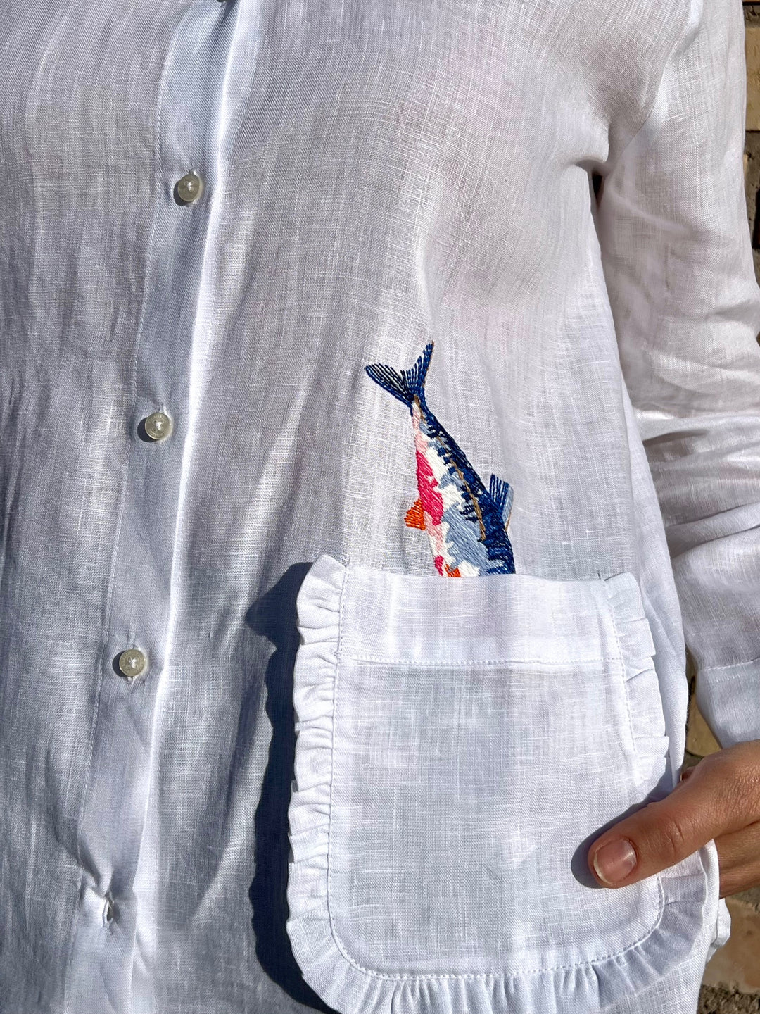 Leinenbluse mit Stickerein im Fish-Design