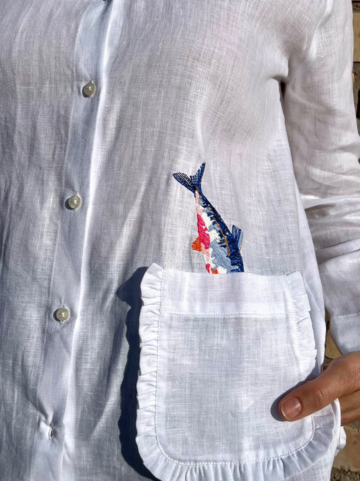Leinenbluse mit Stickerein im Fish-Design