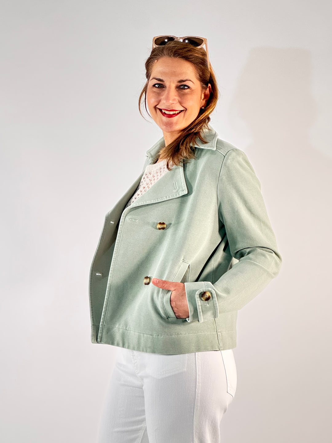 Trenchjacke mit einzigartiger Färbung