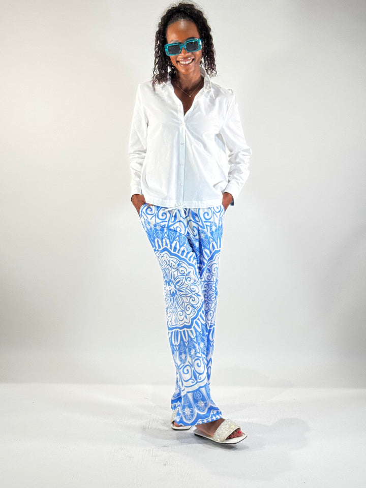 Leichte Sommerhose im Allover-Print