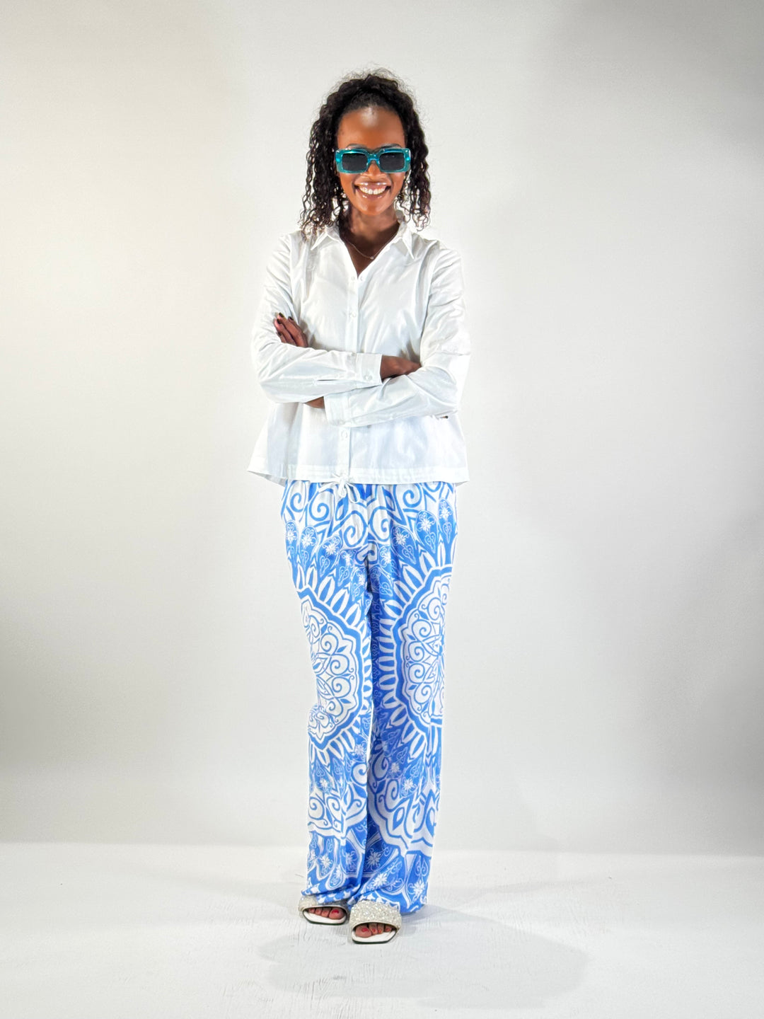 Leichte Sommerhose im Allover-Print